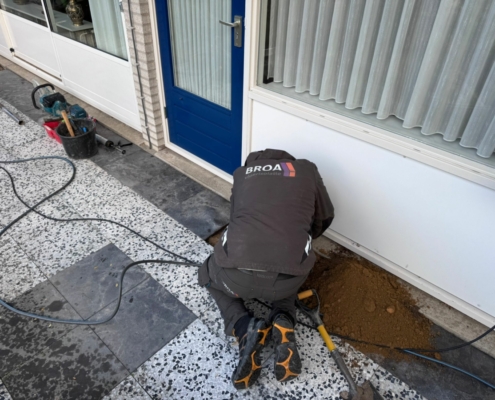 Kruipruimte ventilatie gaat schimmels tegen in Veenendaal